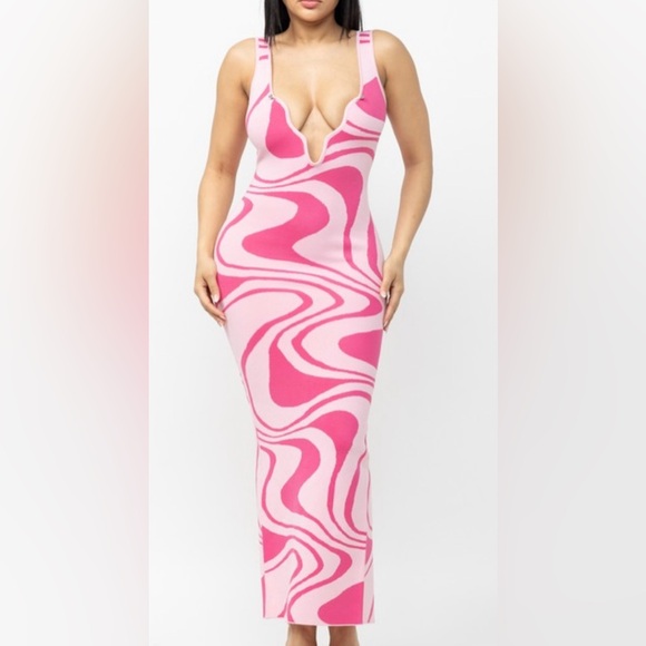 Summer Sale 💗💗💗💗 - Picture 1 of 6